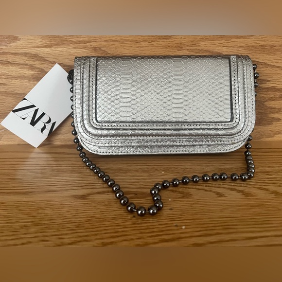 Zara Handbags - ZARA Silver Textured Crossbody with Bead Chain